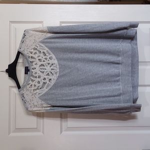 Ladies Artesia lace accent shirt XL